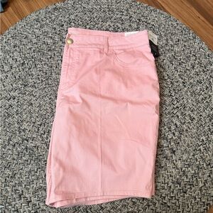 Lee Pink Women's Bermuda Shorts
